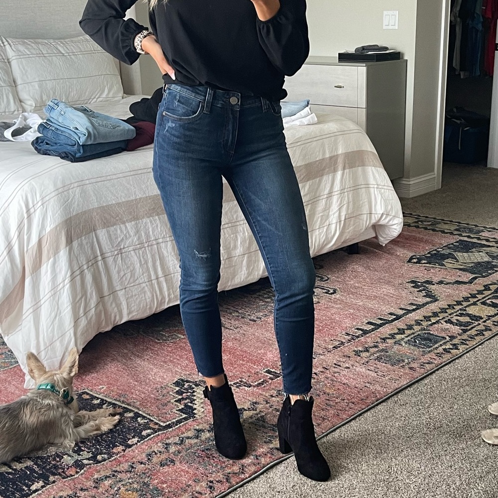 Distressed Scissor Cut Hem Skinny Jean